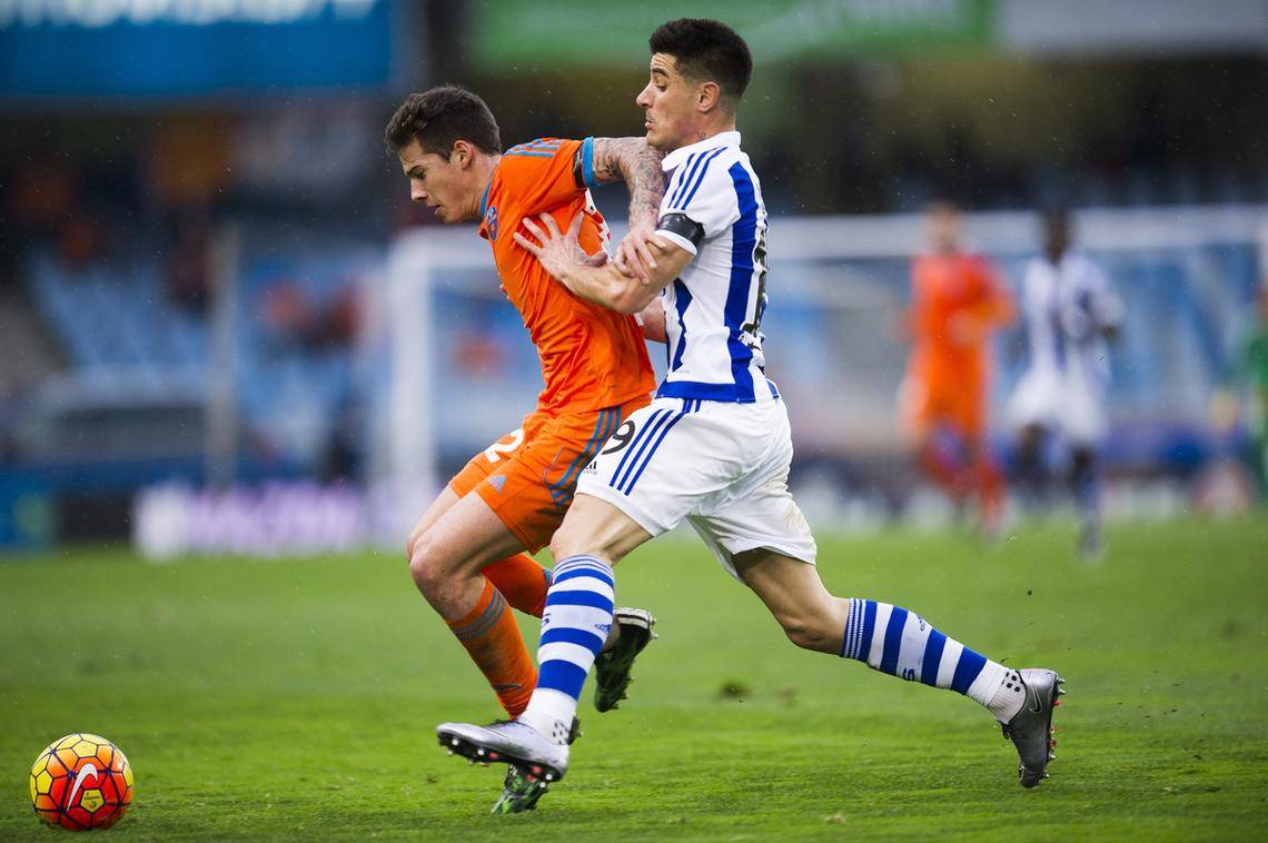 爱游戏娱乐-关于赛前葡超焦点战，上海海港防线松动，目标明确，赛季目标并未改变的信息