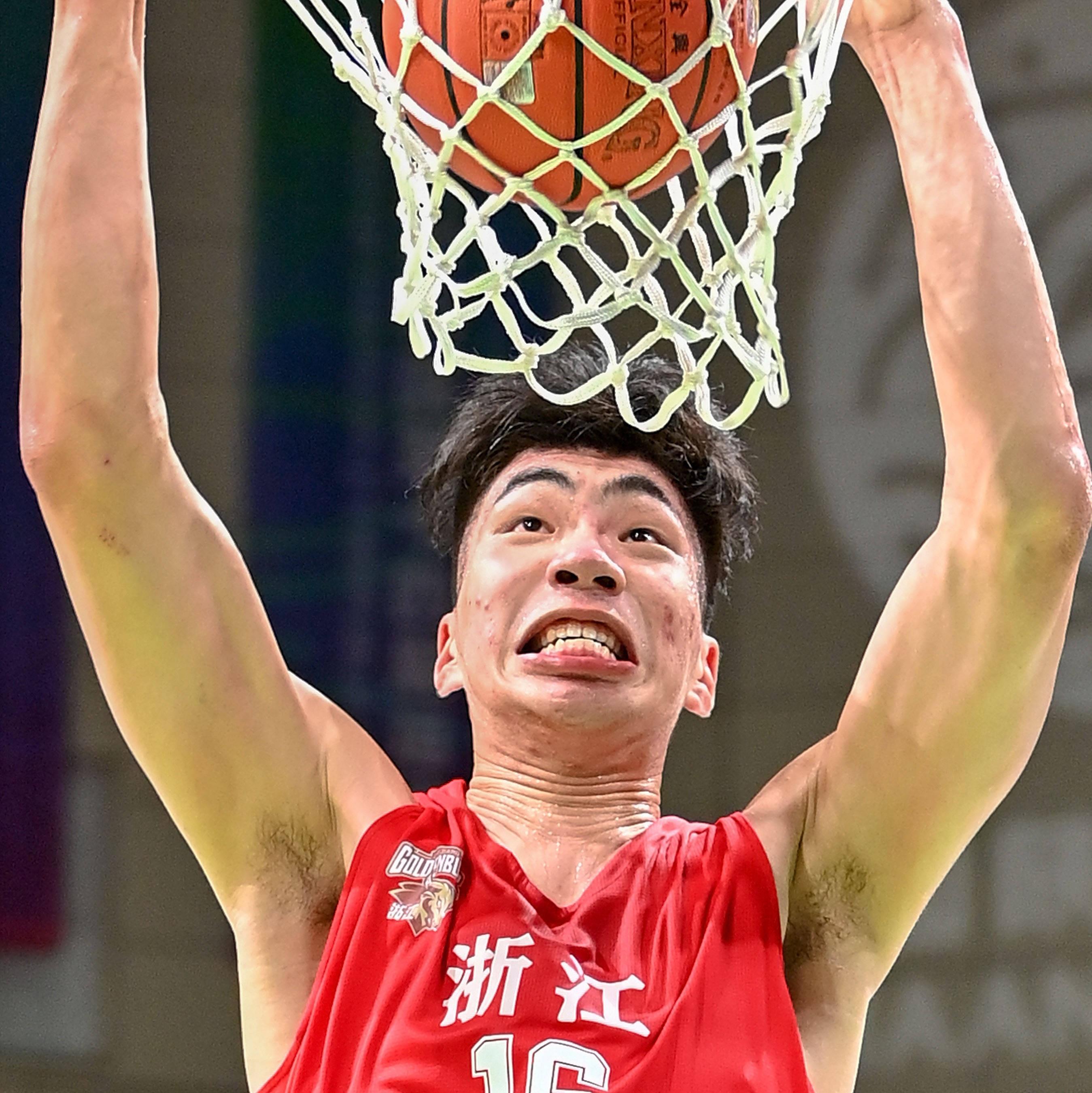 转折点广东宏远迎来里程碑；NBA总决赛窗口期攻防权衡；态度坚定；更衣室氛围转暖的简单介绍