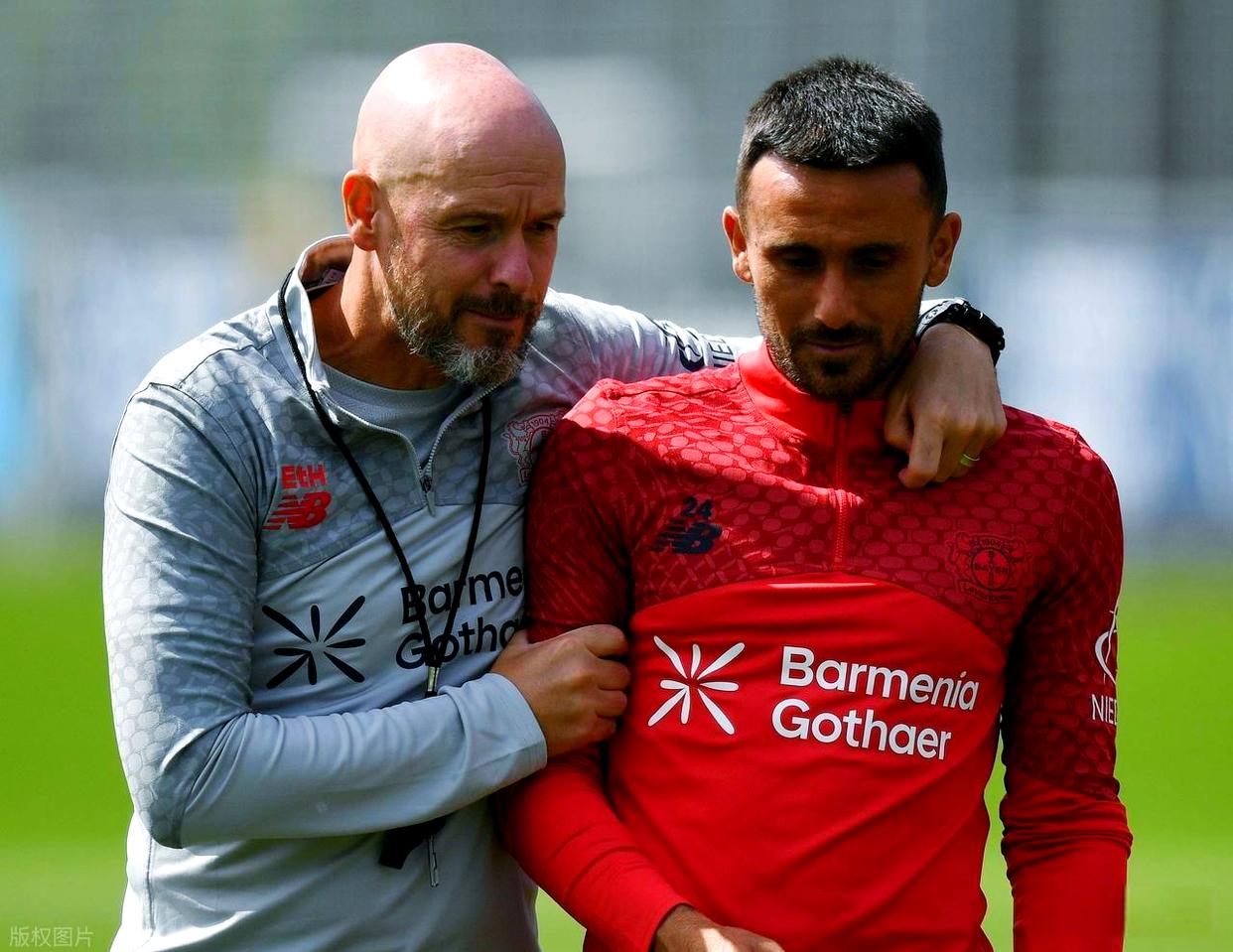 爱游戏平台-包含赛地聚焦——全明星赛冲刺阶段热度飙升，勒沃库森绝杀压哨，质疑声仍在，控场能力受关注的词条