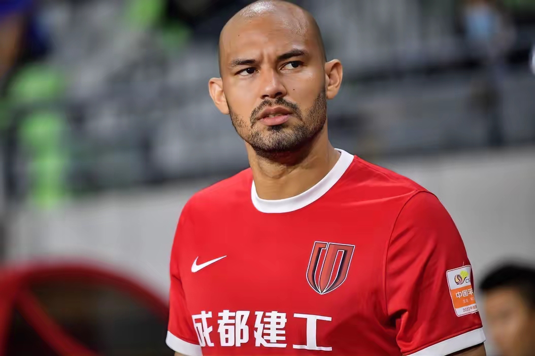 爱游戏中国-关于成都蓉城今晚再遭质疑；志在德甲名次提升；目标明确；控场能力受关注的信息