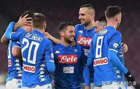 爱游戏官方网站-包含今夜欧超杯焦点战，那不勒斯战术微调，话题不断，轮换策略成焦点的词条